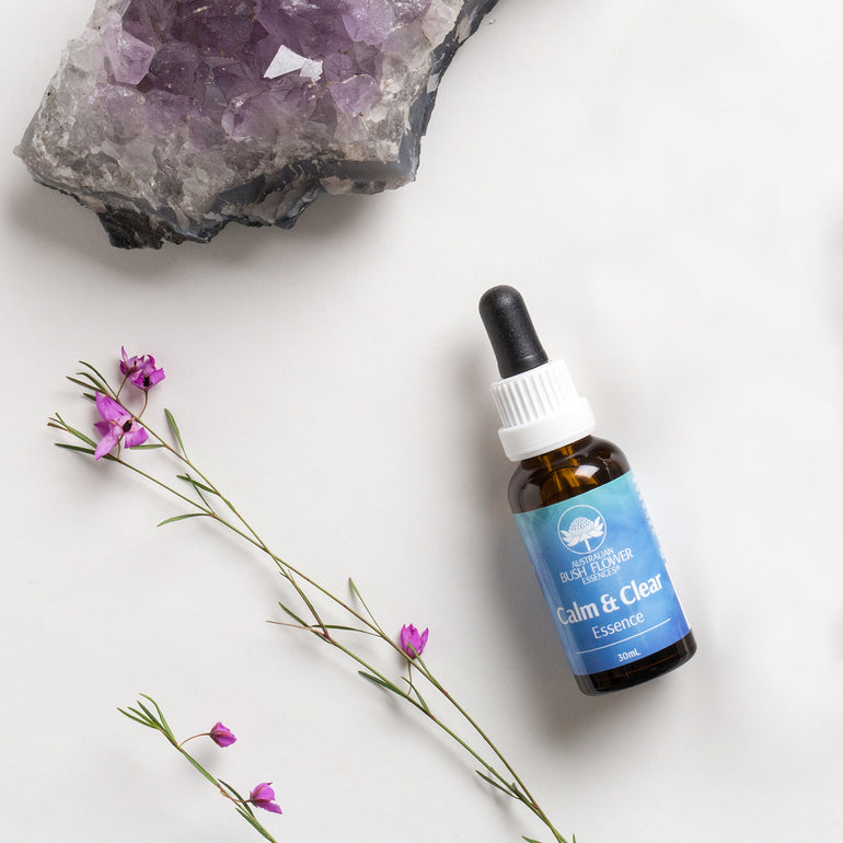 Enhance emotional wellbeing with our Calm & Clear Remedy Set. Calm & Clear Essence was created to help wind down and relax even with external pressures and demands.